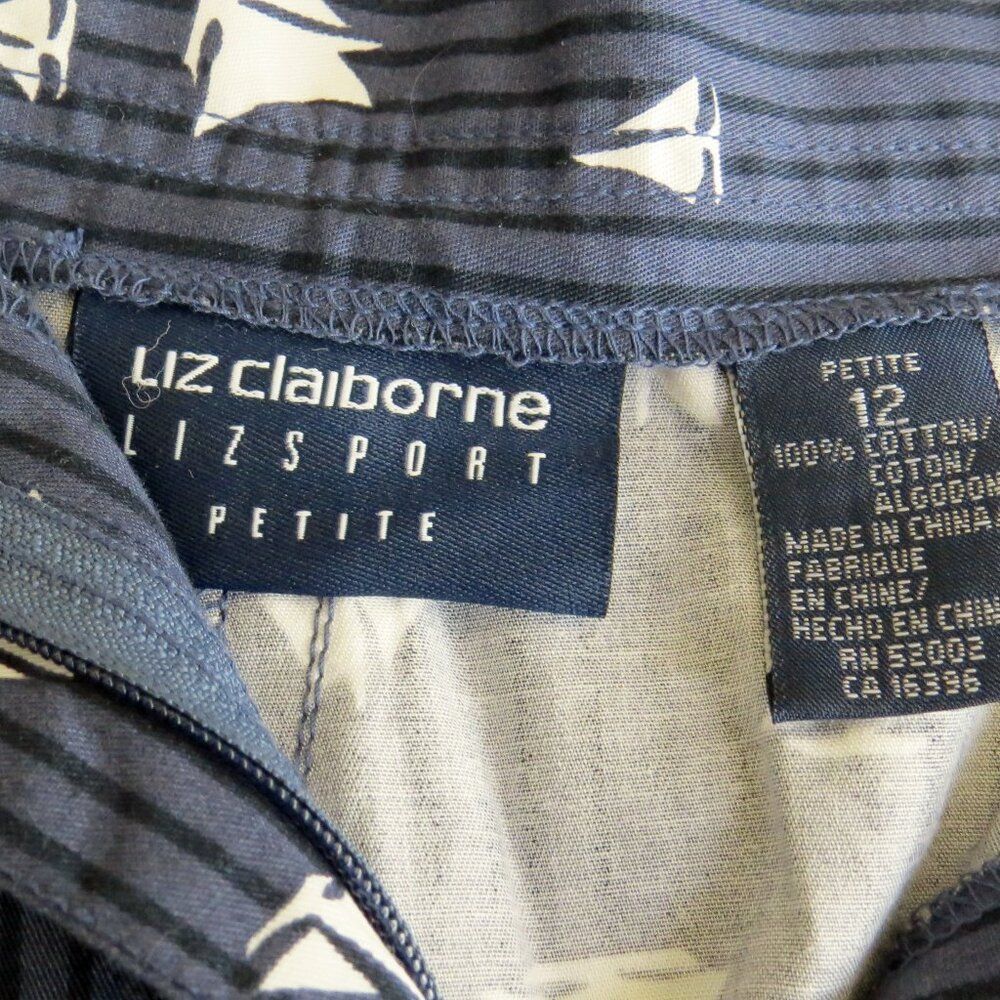 NWT Liz Claiborne Liz Sport Petite Shorts Ship Shape  Size 12 P - Picture 3 of 3